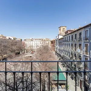 apartamentos-lbere-granada-catedral.es-andalucia.com/